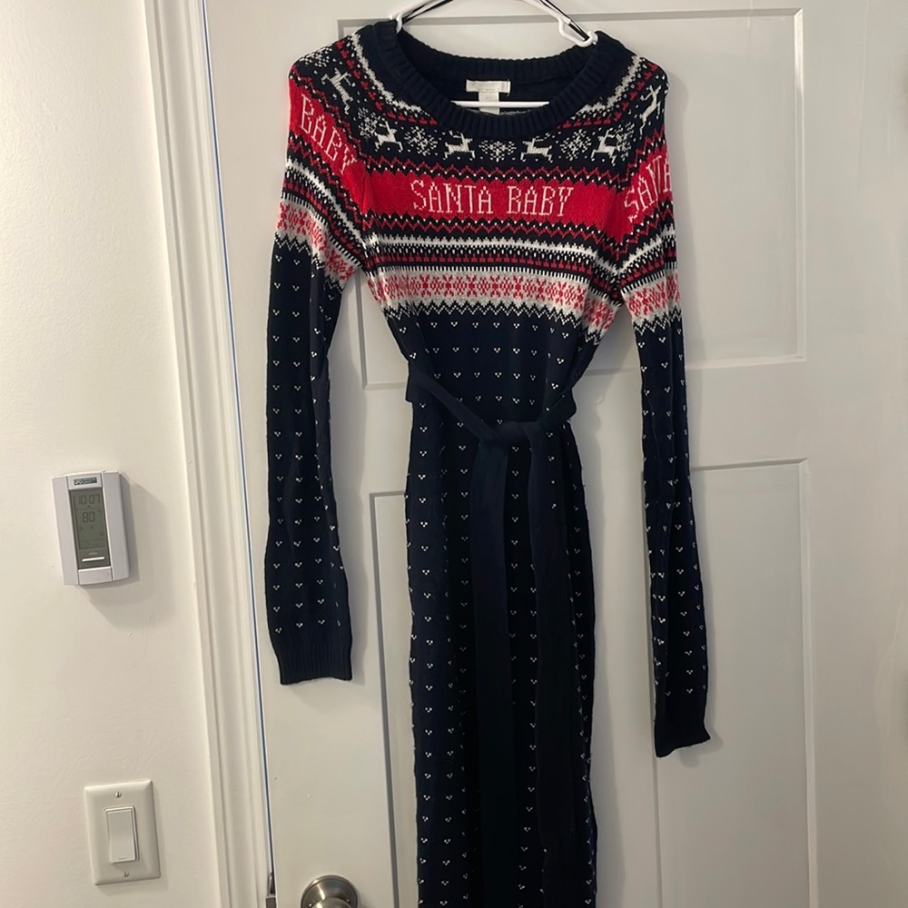 H&M Maternity Christmas dress